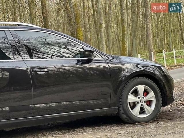 Черный Шкода Октавия, объемом двигателя 2 л и пробегом 300 тыс. км за 11700 $, фото 13 на Automoto.ua