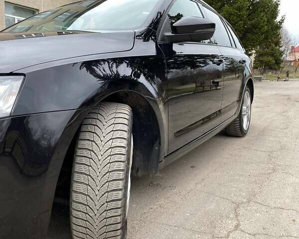 Черный Шкода Октавия, объемом двигателя 1.97 л и пробегом 299 тыс. км за 12200 $, фото 6 на Automoto.ua