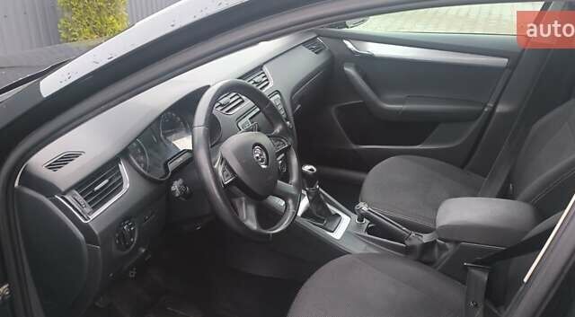 Черный Шкода Октавия, объемом двигателя 1.6 л и пробегом 289 тыс. км за 9650 $, фото 33 на Automoto.ua