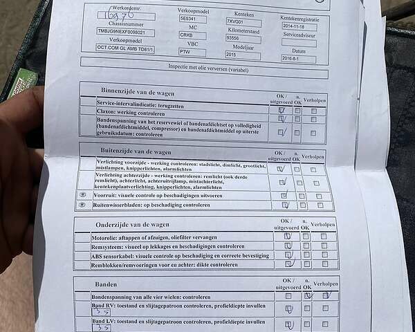 Черный Шкода Октавия, объемом двигателя 1.6 л и пробегом 238 тыс. км за 11500 $, фото 11 на Automoto.ua