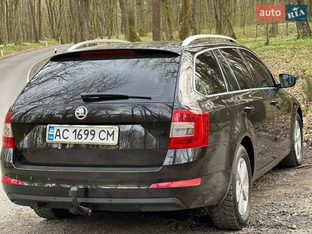 Черный Шкода Октавия, объемом двигателя 2 л и пробегом 300 тыс. км за 11700 $, фото 43 на Automoto.ua