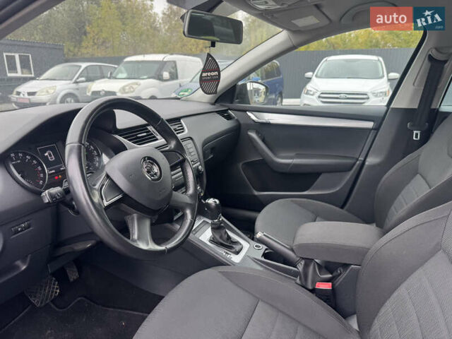 Шкода Октавія 2014 у Старокостянтинів на Automoto.ua Чорний Шкода Октавія, об'ємом двигуна 1.97 л та пробігом 318 тис. км за 12199 $, фото 11 на Automoto.ua