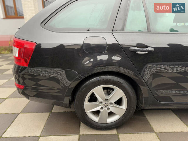 Черный Шкода Октавия, объемом двигателя 1.6 л и пробегом 232 тыс. км за 9900 $, фото 27 на Automoto.ua