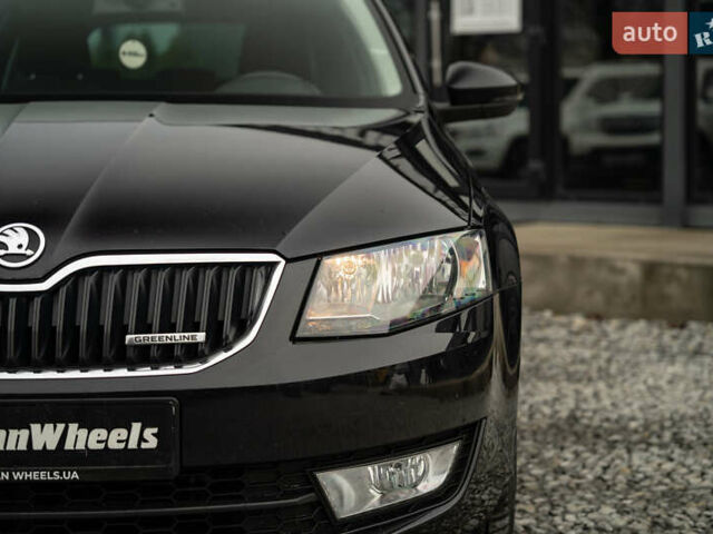 Чорний Шкода Октавія, об'ємом двигуна 1.6 л та пробігом 225 тис. км за 13400 $, фото 10 на Automoto.ua