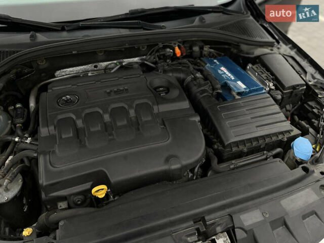 Черный Шкода Октавия, объемом двигателя 1.97 л и пробегом 327 тыс. км за 10999 $, фото 31 на Automoto.ua