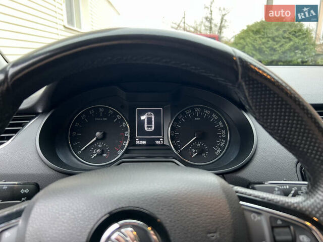 Черный Шкода Октавия, объемом двигателя 2 л и пробегом 312 тыс. км за 13500 $, фото 37 на Automoto.ua