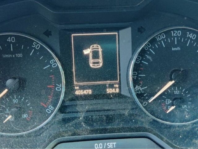 Чорний Шкода Октавія, об'ємом двигуна 1.8 л та пробігом 290 тис. км за 4059 $, фото 4 на Automoto.ua