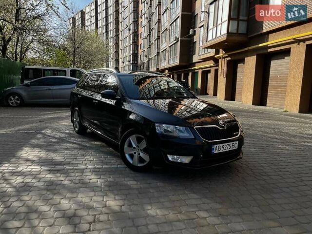 Черный Шкода Октавия, объемом двигателя 1.6 л и пробегом 267 тыс. км за 11000 $, фото 1 на Automoto.ua