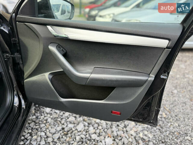 Черный Шкода Октавия, объемом двигателя 1.6 л и пробегом 217 тыс. км за 12299 $, фото 26 на Automoto.ua