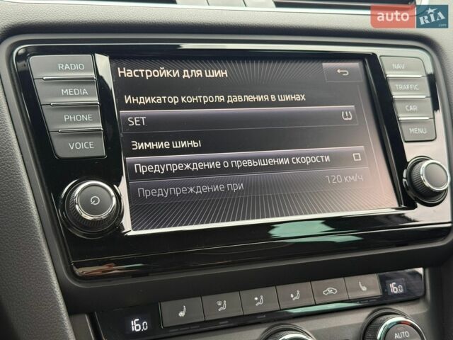 Черный Шкода Октавия, объемом двигателя 2 л и пробегом 334 тыс. км за 11500 $, фото 61 на Automoto.ua