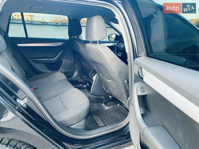 Чорний Шкода Октавія, об'ємом двигуна 1.6 л та пробігом 319 тис. км за 9700 $, фото 27 на Automoto.ua