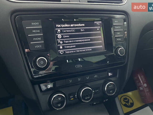 Чорний Шкода Октавія, об'ємом двигуна 1.6 л та пробігом 288 тис. км за 10500 $, фото 12 на Automoto.ua