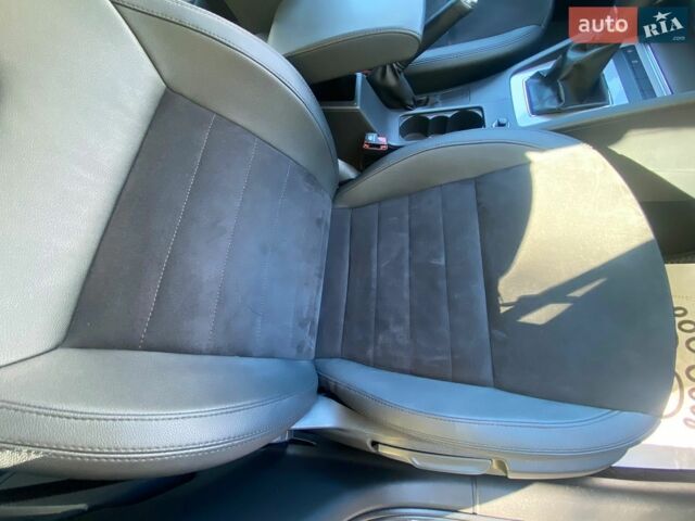 Чорний Шкода Октавія, об'ємом двигуна 1.97 л та пробігом 233 тис. км за 12000 $, фото 19 на Automoto.ua