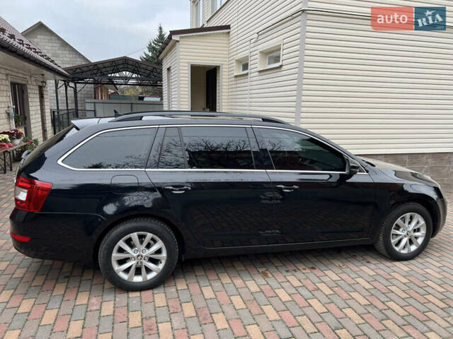Черный Шкода Октавия, объемом двигателя 2 л и пробегом 312 тыс. км за 13500 $, фото 7 на Automoto.ua