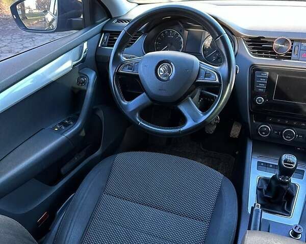 Черный Шкода Октавия, объемом двигателя 1.6 л и пробегом 280 тыс. км за 10200 $, фото 30 на Automoto.ua