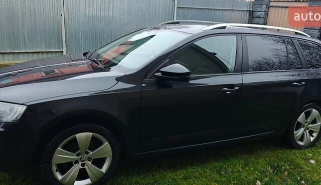 Черный Шкода Октавия, объемом двигателя 1.6 л и пробегом 343 тыс. км за 10000 $, фото 1 на Automoto.ua
