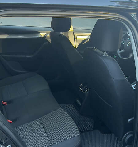 Чорний Шкода Октавія, об'ємом двигуна 1.97 л та пробігом 233 тис. км за 11700 $, фото 8 на Automoto.ua