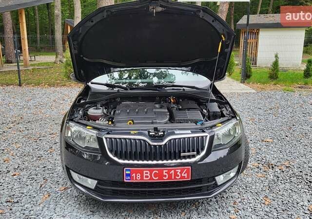 Чорний Шкода Октавія, об'ємом двигуна 1.6 л та пробігом 269 тис. км за 11250 $, фото 46 на Automoto.ua