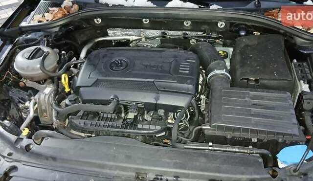 Черный Шкода Октавия, объемом двигателя 1.8 л и пробегом 260 тыс. км за 11000 $, фото 9 на Automoto.ua