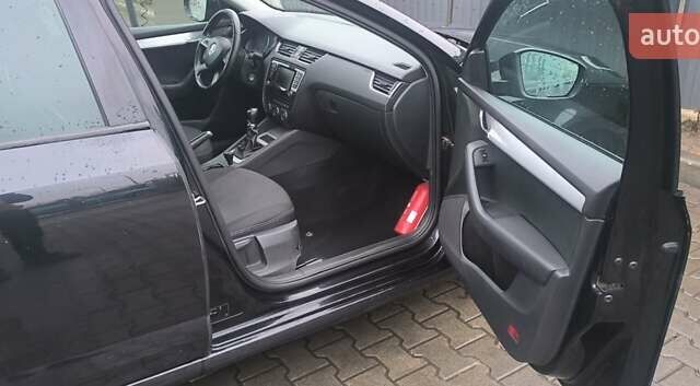 Черный Шкода Октавия, объемом двигателя 1.6 л и пробегом 289 тыс. км за 9650 $, фото 29 на Automoto.ua