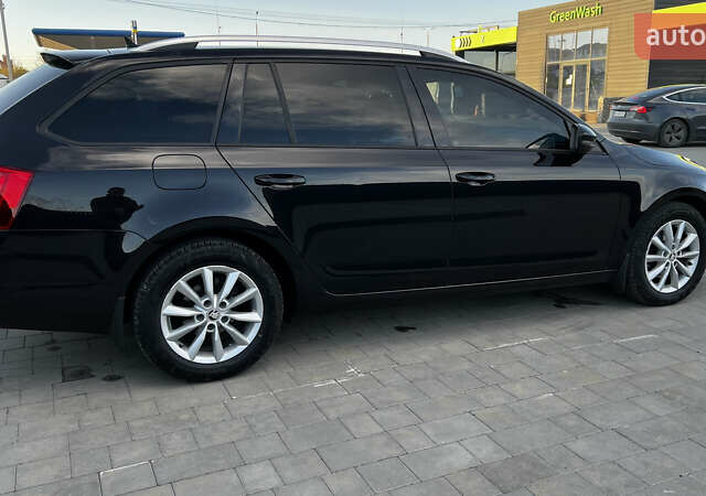 Чорний Шкода Октавія, об'ємом двигуна 1.6 л та пробігом 157 тис. км за 9999 $, фото 20 на Automoto.ua
