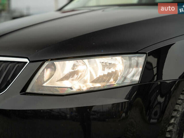 Чорний Шкода Октавія, об'ємом двигуна 1.6 л та пробігом 225 тис. км за 13400 $, фото 12 на Automoto.ua