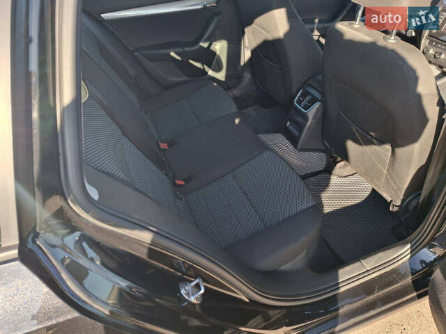 Черный Шкода Октавия, объемом двигателя 1.6 л и пробегом 270 тыс. км за 11800 $, фото 5 на Automoto.ua