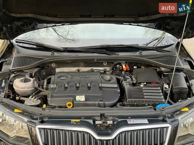 Черный Шкода Октавия, объемом двигателя 2 л и пробегом 300 тыс. км за 11700 $, фото 42 на Automoto.ua
