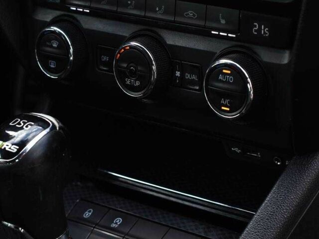 Черный Шкода Октавия, объемом двигателя 2 л и пробегом 283 тыс. км за 14750 $, фото 15 на Automoto.ua
