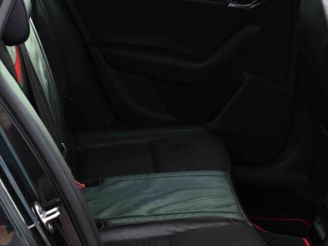 Черный Шкода Октавия, объемом двигателя 2 л и пробегом 283 тыс. км за 14750 $, фото 18 на Automoto.ua