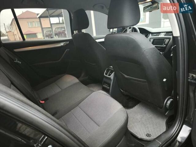 Черный Шкода Октавия, объемом двигателя 1.6 л и пробегом 290 тыс. км за 11700 $, фото 40 на Automoto.ua