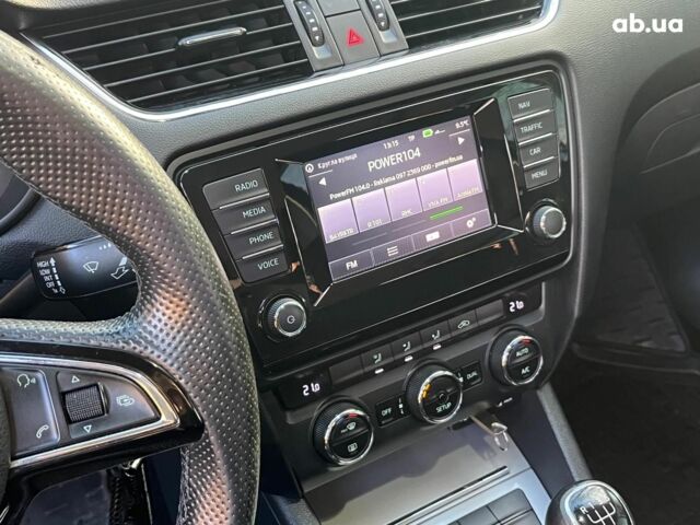 Черный Шкода Октавия, объемом двигателя 1.6 л и пробегом 227 тыс. км за 12790 $, фото 20 на Automoto.ua