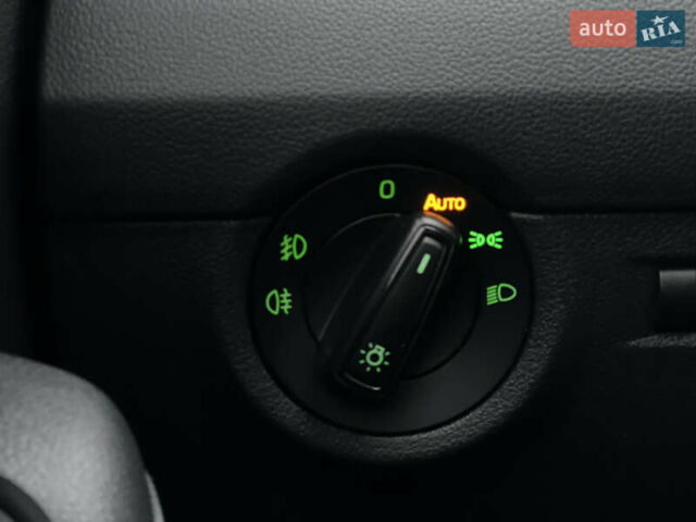 Шкода Октавия 2015 в Харькове на Automoto.ua Черный Шкода Октавия, объемом двигателя 1.6 л и пробегом 254 тыс. км за 11500 $, фото 32 на Automoto.ua