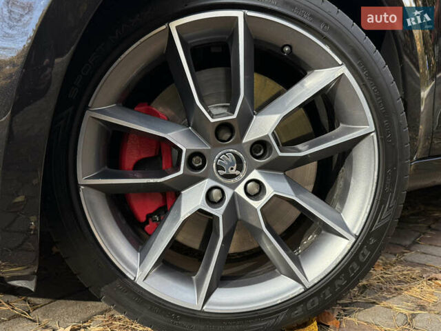 Шкода Октавія 2015 у Дрогобичі на Automoto.ua Чорний Шкода Октавія, об'ємом двигуна 2 л та пробігом 220 тис. км за 14699 $, фото 38 на Automoto.ua