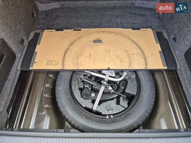 Черный Шкода Октавия, объемом двигателя 1.6 л и пробегом 193 тыс. км за 12345 $, фото 23 на Automoto.ua