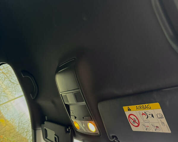 Черный Шкода Октавия, объемом двигателя 1.97 л и пробегом 318 тыс. км за 13000 $, фото 31 на Automoto.ua