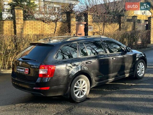 Черный Шкода Октавия, объемом двигателя 1.6 л и пробегом 227 тыс. км за 12790 $, фото 7 на Automoto.ua