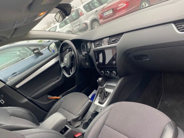 Чорний Шкода Октавія, об'ємом двигуна 2 л та пробігом 170 тис. км за 5200 $, фото 20 на Automoto.ua