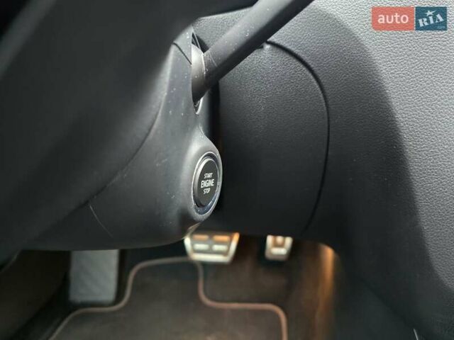 Черный Шкода Октавия, объемом двигателя 2 л и пробегом 212 тыс. км за 16599 $, фото 61 на Automoto.ua