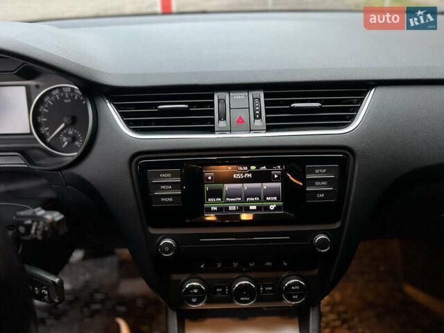 Шкода Октавия 2015 в Харькове на Automoto.ua Черный Шкода Октавия, объемом двигателя 1.6 л и пробегом 254 тыс. км за 11500 $, фото 29 на Automoto.ua