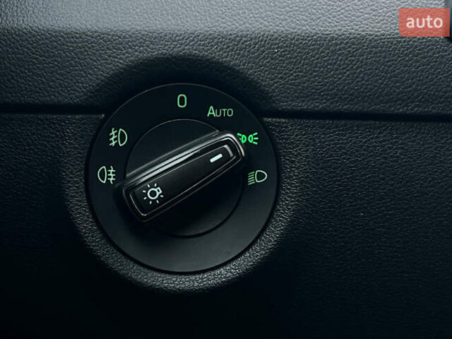 Чорний Шкода Октавія, об'ємом двигуна 1.97 л та пробігом 191 тис. км за 12999 $, фото 18 на Automoto.ua