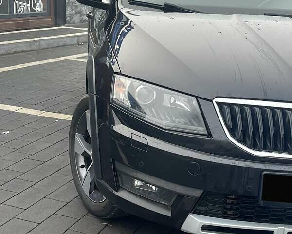 Черный Шкода Октавия, объемом двигателя 1.97 л и пробегом 303 тыс. км за 14800 $, фото 1 на Automoto.ua