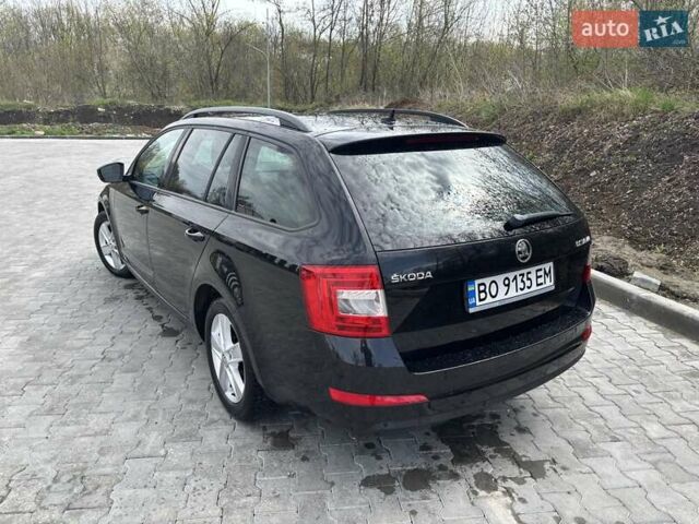 Черный Шкода Октавия, объемом двигателя 1.6 л и пробегом 227 тыс. км за 13200 $, фото 3 на Automoto.ua
