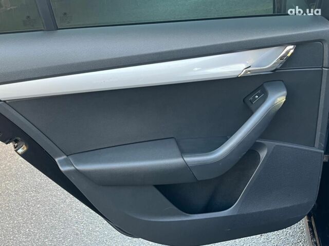 Черный Шкода Октавия, объемом двигателя 1.6 л и пробегом 227 тыс. км за 12790 $, фото 23 на Automoto.ua