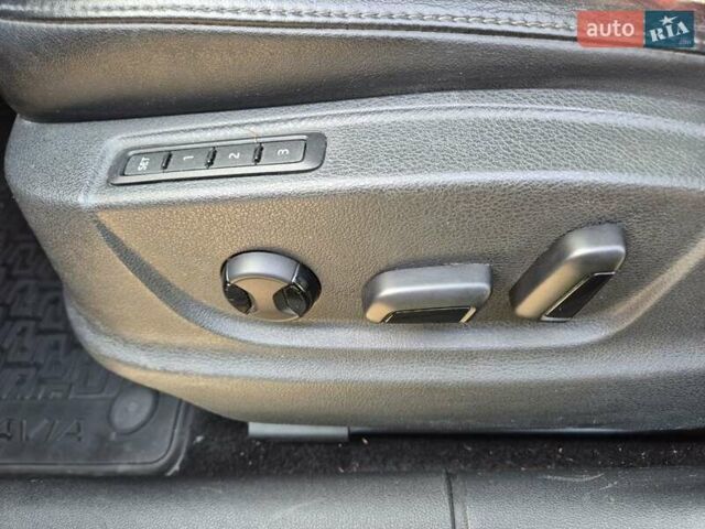 Черный Шкода Октавия, объемом двигателя 1.6 л и пробегом 193 тыс. км за 12345 $, фото 7 на Automoto.ua