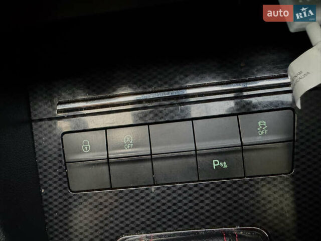 Черный Шкода Октавия, объемом двигателя 1.97 л и пробегом 318 тыс. км за 13000 $, фото 23 на Automoto.ua