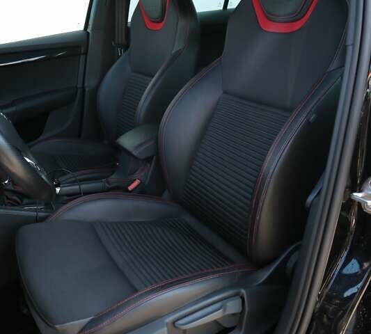 Черный Шкода Октавия, объемом двигателя 1.97 л и пробегом 279 тыс. км за 16000 $, фото 5 на Automoto.ua