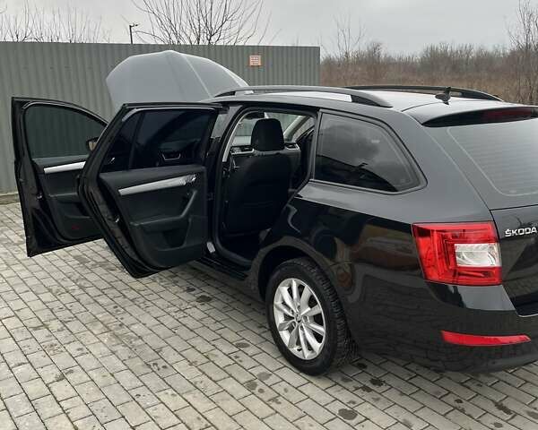 Черный Шкода Октавия, объемом двигателя 1.6 л и пробегом 260 тыс. км за 12300 $, фото 13 на Automoto.ua