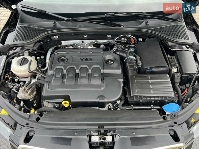 Шкода Октавия 2015 в Червонограде на Automoto.ua Черный Шкода Октавия, объемом двигателя 1.97 л и пробегом 246 тыс. км за 14135 $, фото 11 на Automoto.ua