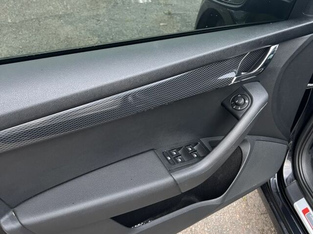 Чорний Шкода Октавія, об'ємом двигуна 2 л та пробігом 270 тис. км за 14600 $, фото 11 на Automoto.ua
